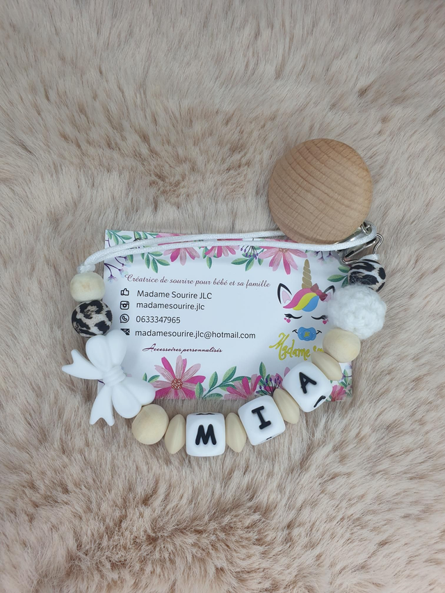 Attache Tétine Noeud