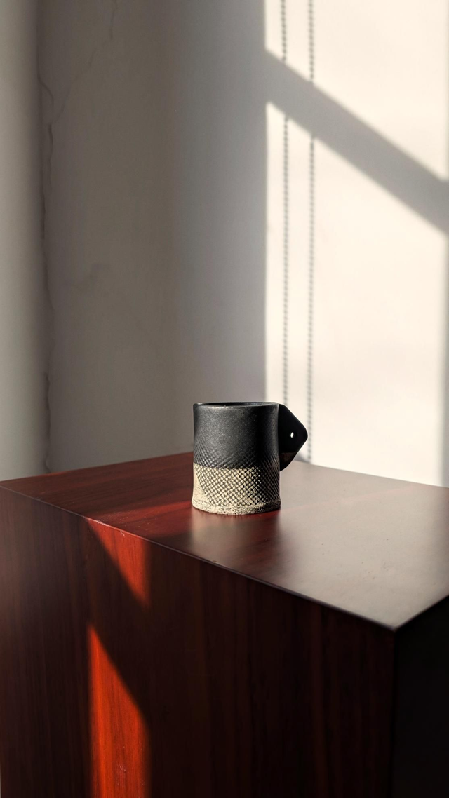 Tasse à expresso noir mat élégante en grès - Espresso ceramic cup 