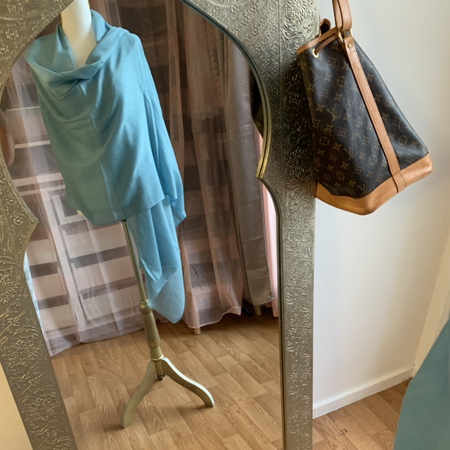 Châle en cachemire bleu ciel 