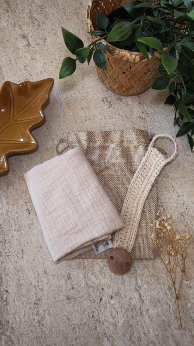 Duo Essentiel – Lange & attache-tétine crochetée