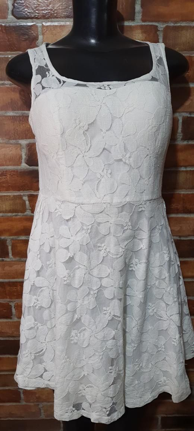 Vestido Branco De Renda T/P