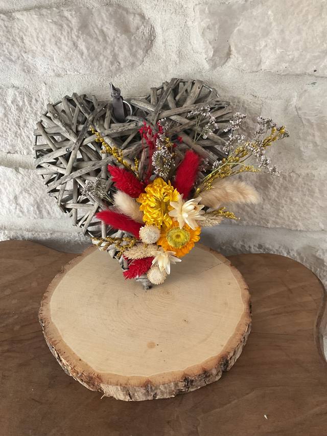 Coeur à suspendre en osier