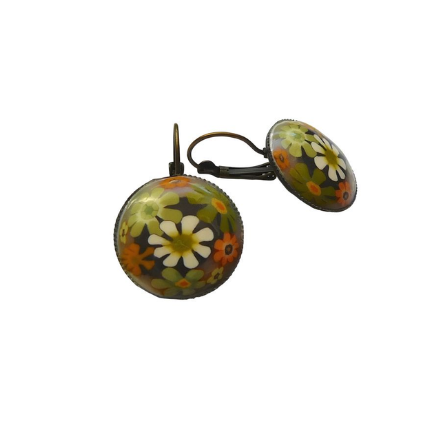 Boucles d&#039;oreilles dormeuses fleurs marron vert