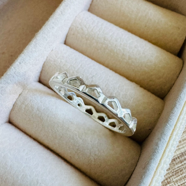 Anel aliança vazado 