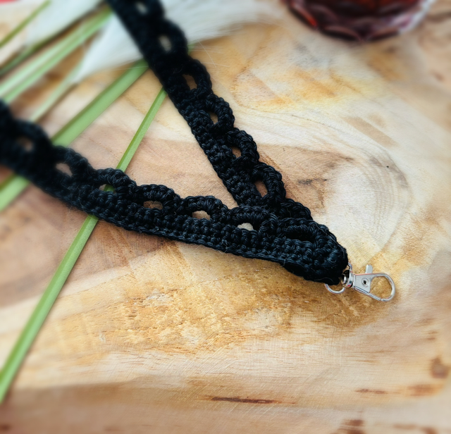 Porte-clé - Tour de cou - MEREDITH 