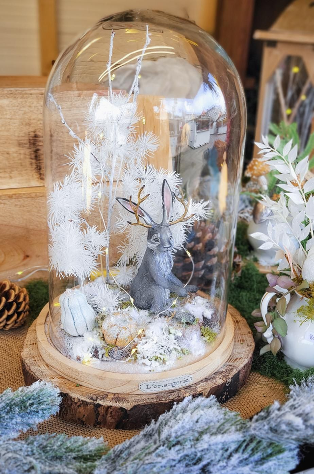 Jackalope gris gardien de l'Hiver - Sculpture Fantastique Atisanale