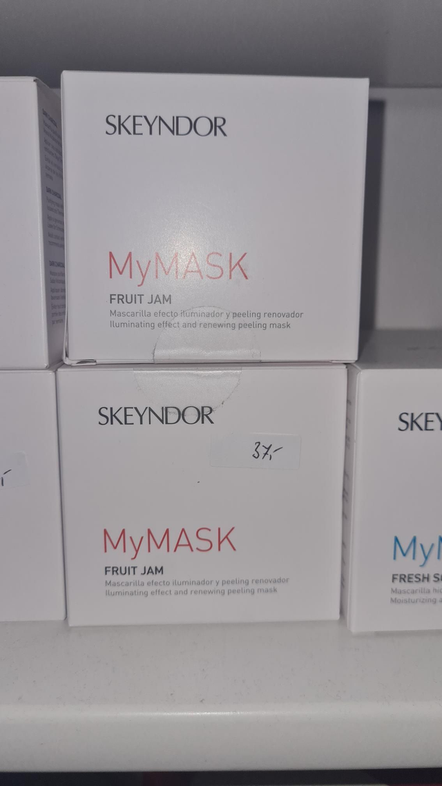 Čistiaca maska s AHA kyselinami pre rozjasnenie a obnovu pleti 50ml