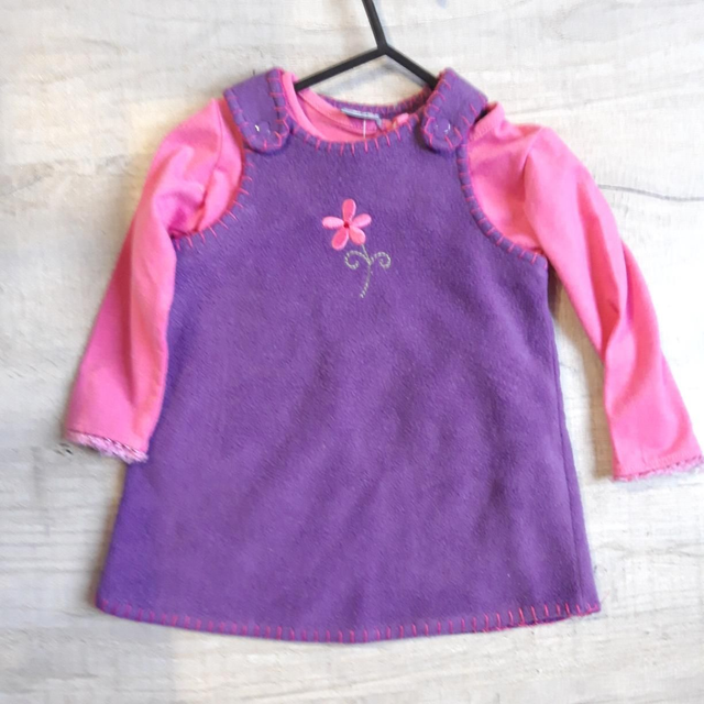 Ensemble tee-shirt et robe feutrée 