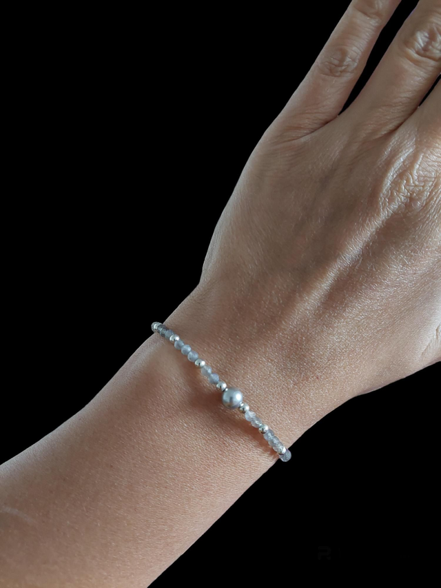 Bracelet Labradorite et perle coquillage 