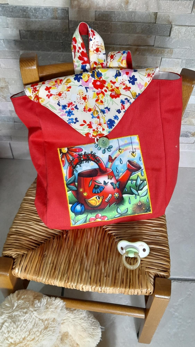 Sac à Dos illustré Arrosoir rouge