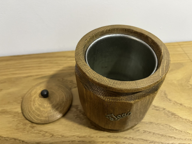 Vintage Wood Tea Caddy with Lid and Metal Liner.