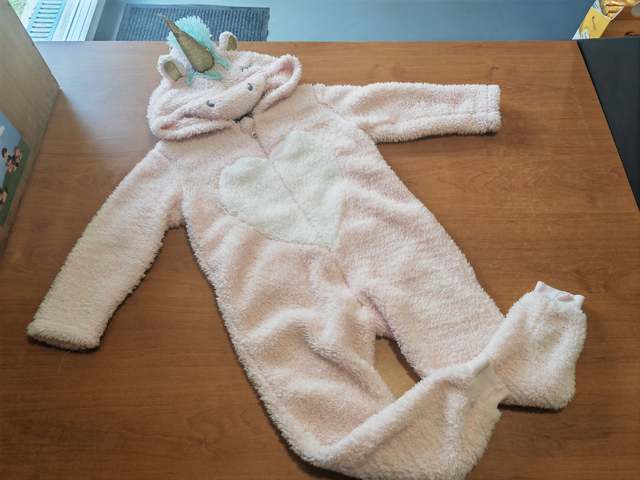 Combi pyjama licorne en 4 ans