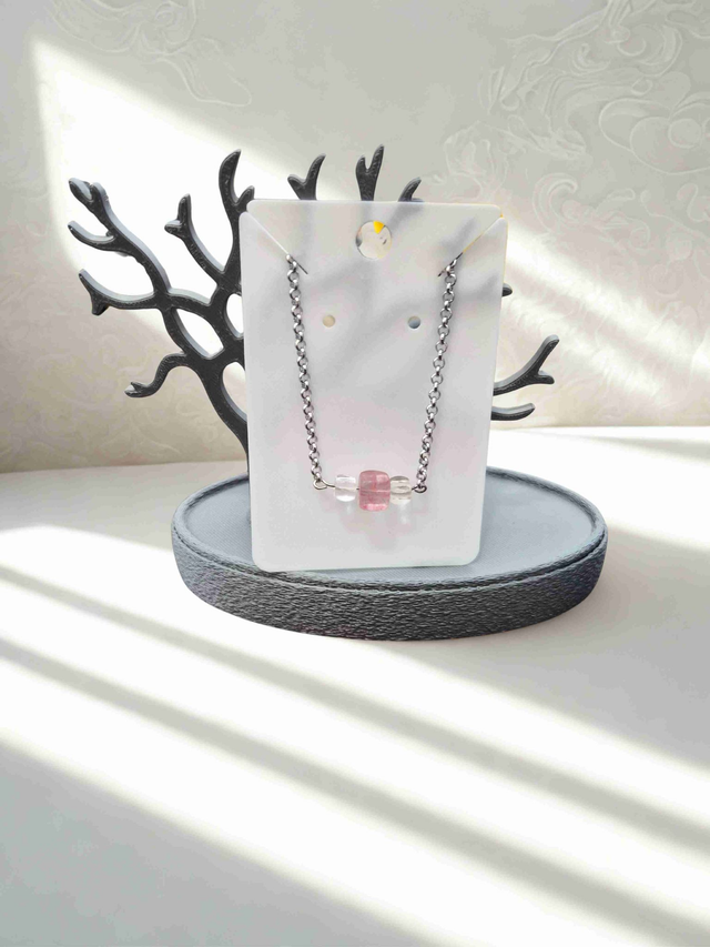 Minimalistický náhrdelník s českým sklem - růžový