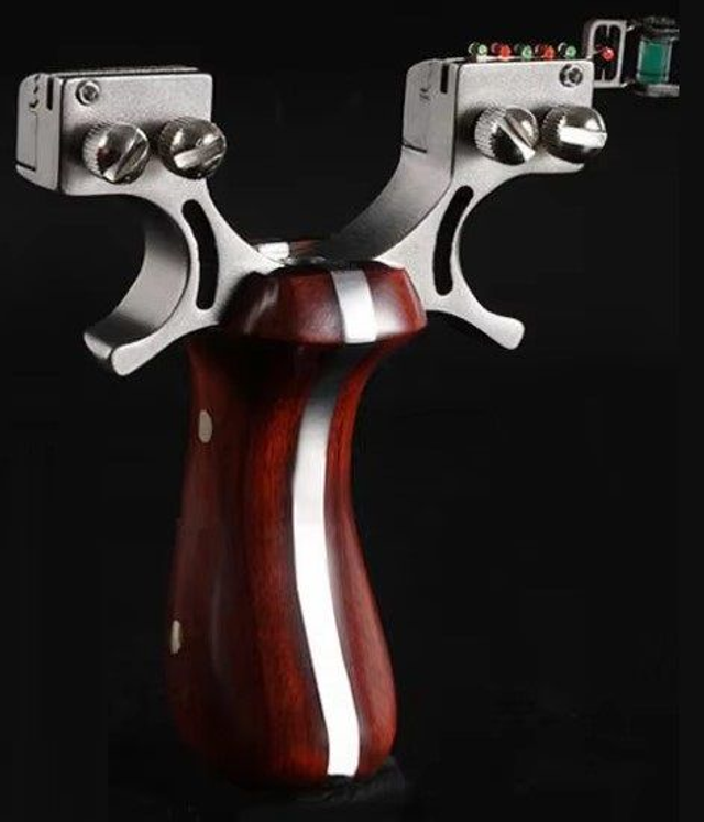 10B ... Lance pierre compétition inox bois double vis de serrage - 