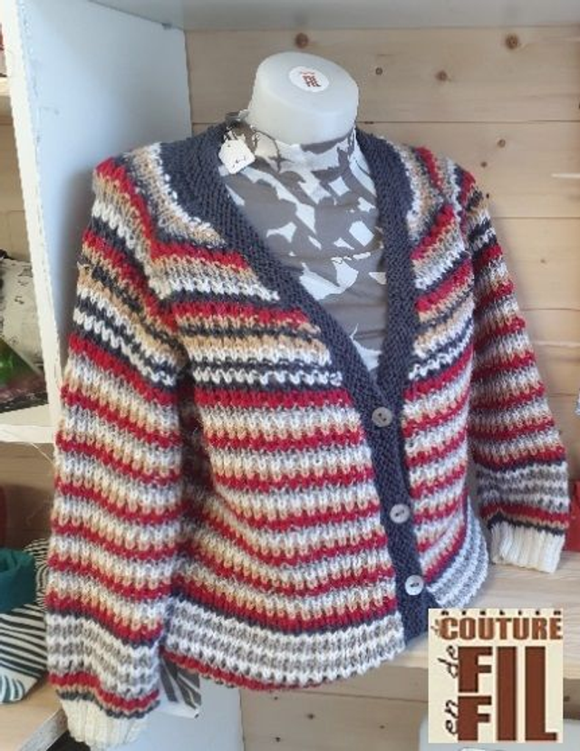 Cardigan Tricot Main 