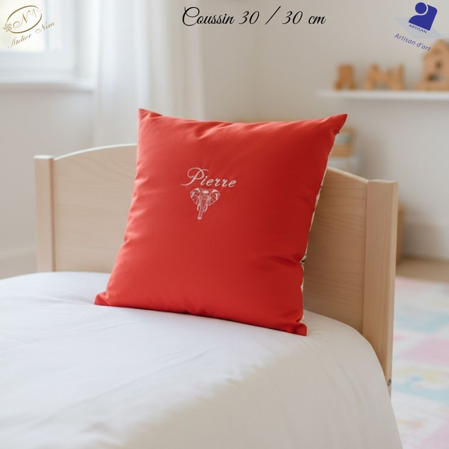 Coussin BéBé et Personnalisé  30 x 30 cm sur commande