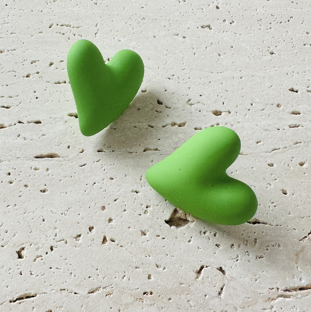 Oorbellen hart groen groot