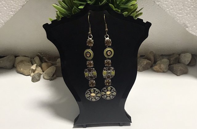 Green  Dangling Earrings- GDE14