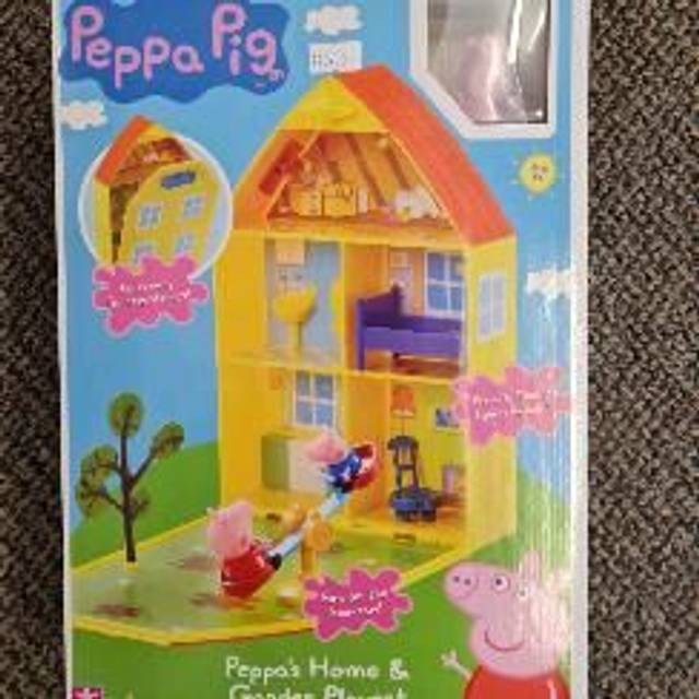 PEPPAS HOME &amp; GARDEN PLAYSET