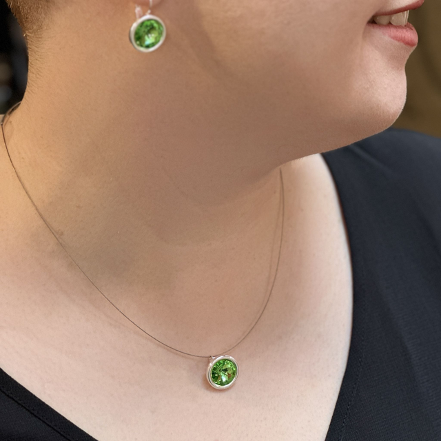 Anhänger RIVOLI ROLL 12 an Edelstahlreifen Peridot, Grün