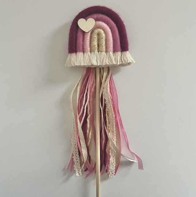 Baguette magique arc en ciel cœur 