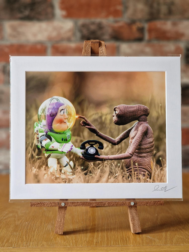 Buzz Phone Home ( Buzz &amp; ET )