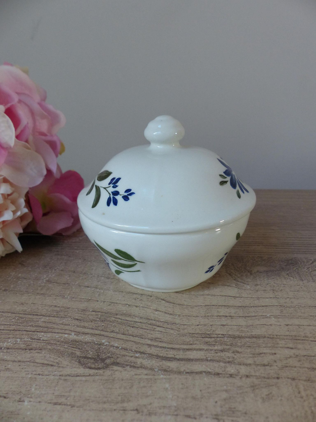 Sucrier avec couvercle « Salzburg » Churchill – Charme de la ferme anglaise – Motifs floraux bleu et vert, fabriqué en Angleterre vintage