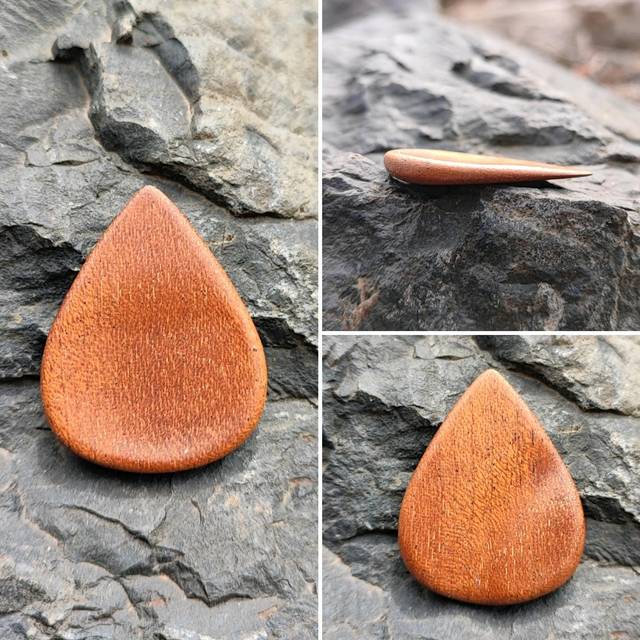 Médiator en Bois d'Acajou Sapeli