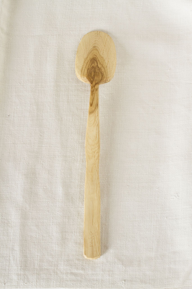 Cuillère de cuisine en chêne