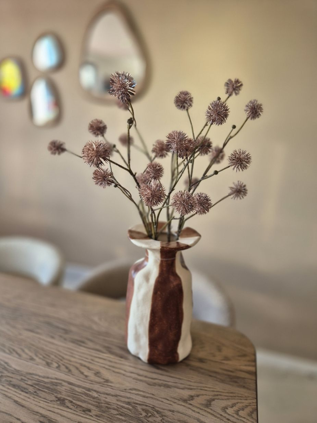 Beige vaas keramiek bruin gestreept