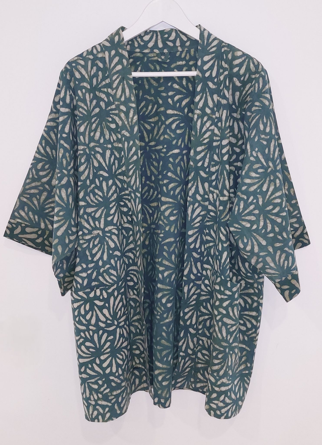 Gilet kimono vert en coton, teinture naturelle, imprimé à la main, artisanale