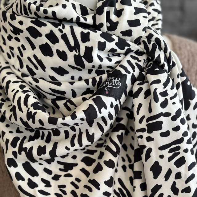 Foulard – « L’Indispensable Noir & Blanc »