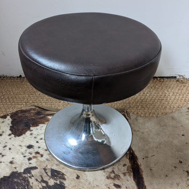 Tabouret d’appoint chromé années 70