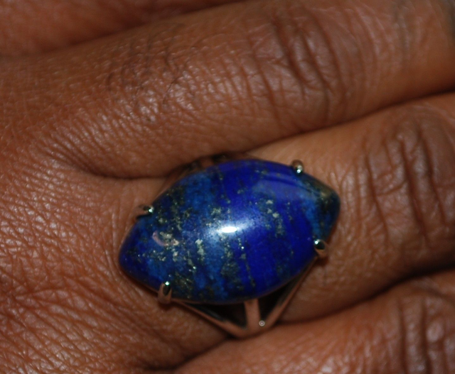 Bague en lapis-lazuli 
