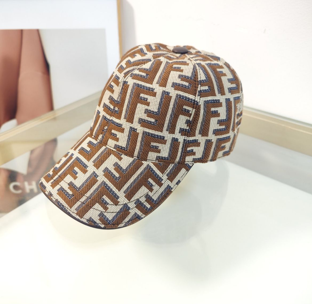 Casquette FENDI