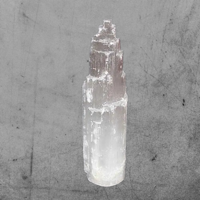 Seleniitti torni 15cm 