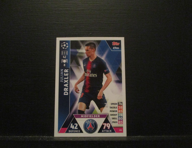 Julian Draxler - UEFA Champions League Match Attax 2018/19 Original Trading Card #282