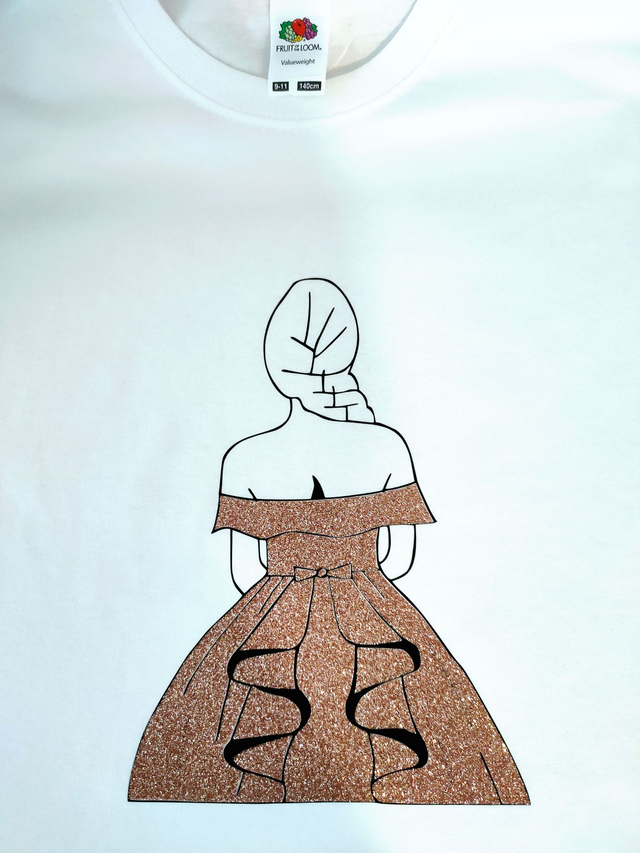 Tee-shirt 9-11 ans &quot;Jeune fille de dos&quot;