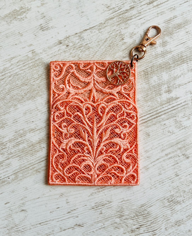 Etui à cartes "façon dentelle" (CB, carte vitale, cartes de fidélité, ...)