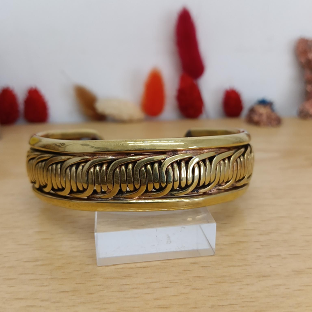 Bracelet en laiton pur tressé – style arête de poisson, pièce unique