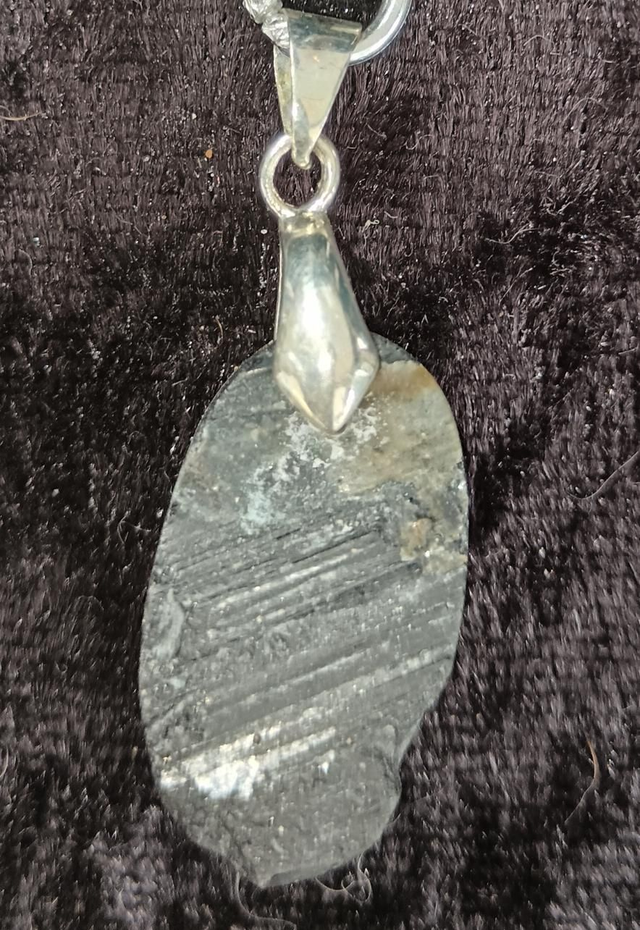 tourmaline noire (pendentif) 