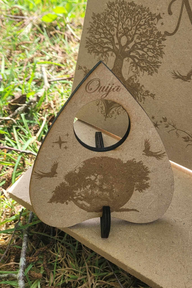 Ouija arbre de vie MDF +goutte +supports modèle expo