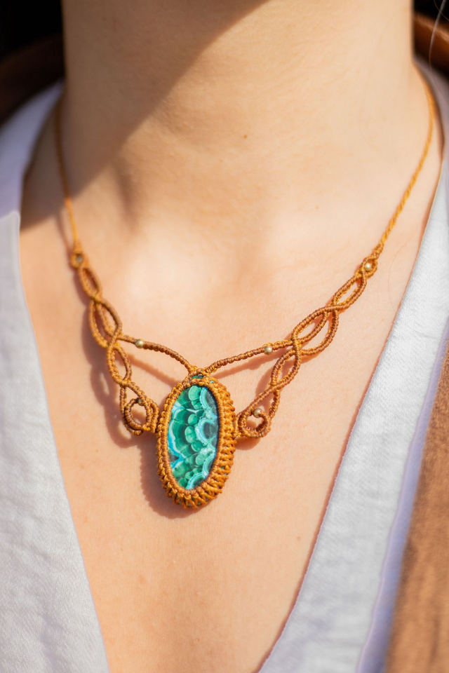 Collier micro-macramé Malachite