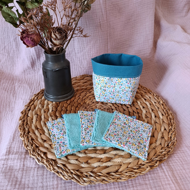 Panière + 5 Cotons Lavables Fleuris Bleu
