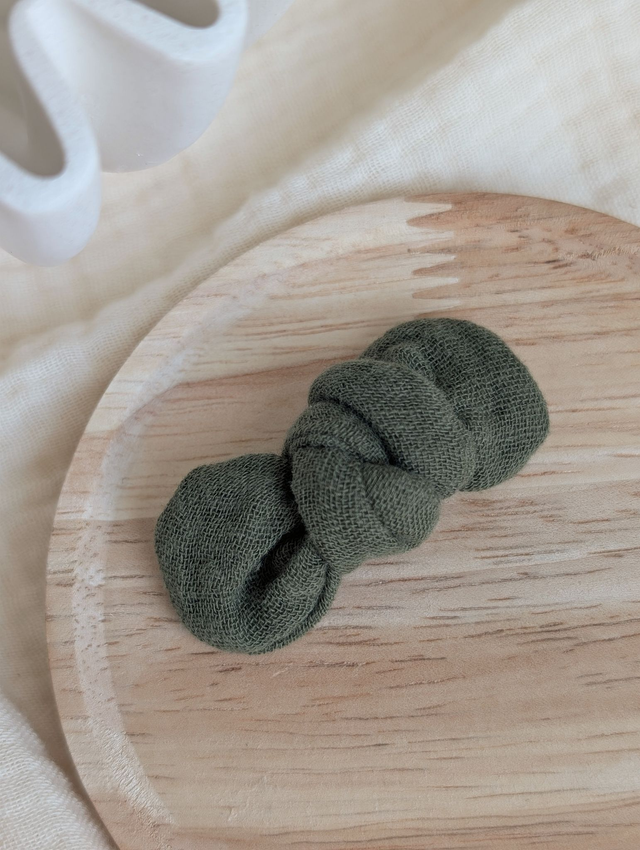 Barrette Noeud Romie vert fougère