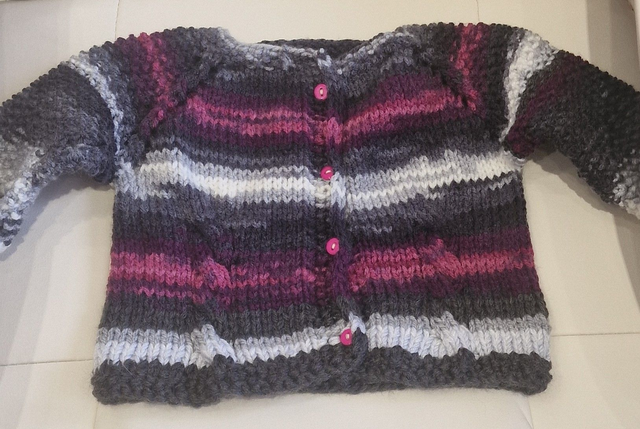 Süsse Baby-Strickweste – 100% Hypoallergen 1-3 Monate