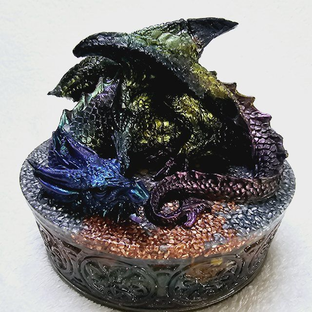 Orgonite  dragon couché