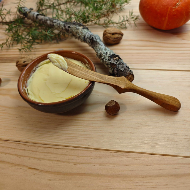 Couteau à beurre en merisier-C158