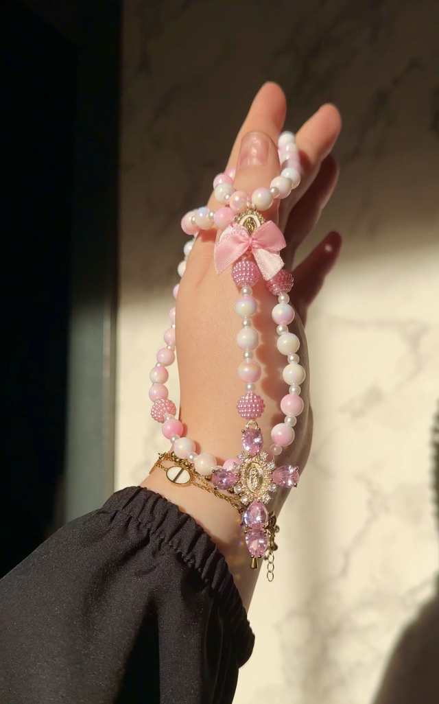 Chapelet É L I S A B E T H