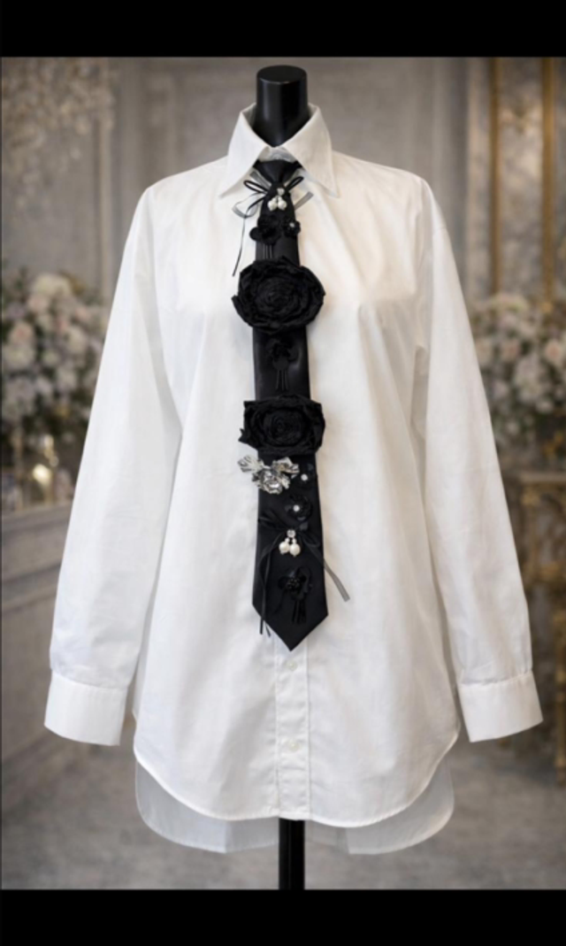 BU46 Bluse mit Krawatte AA ca.60cm L ca.66cm